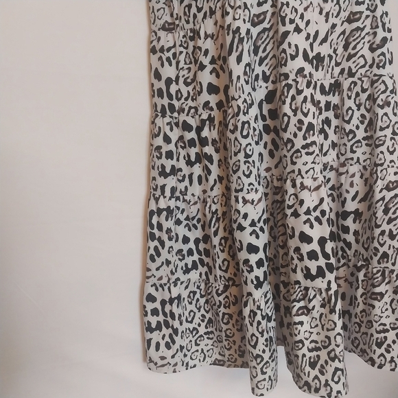 Cupshe Leopard Print Babydoll Dress, Size L, EUC - Picture 4 of 5